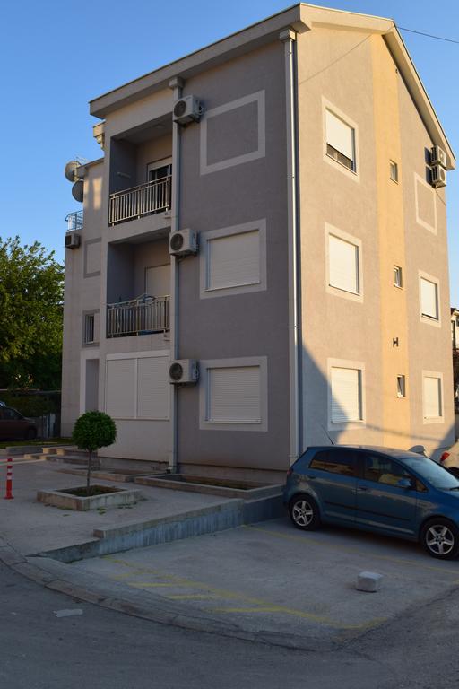 Apartment Fini Tivat Zewnętrze zdjęcie