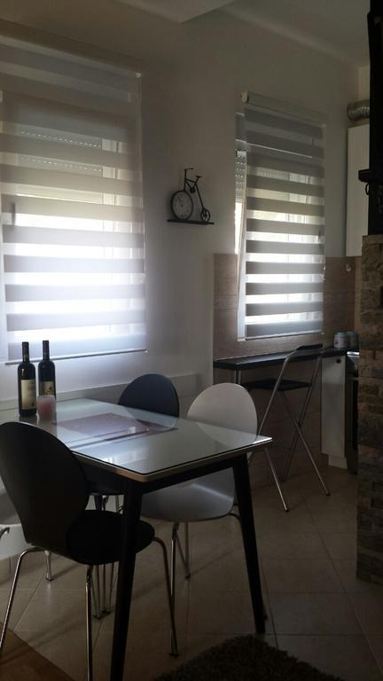 Apartment Fini Tivat Zewnętrze zdjęcie